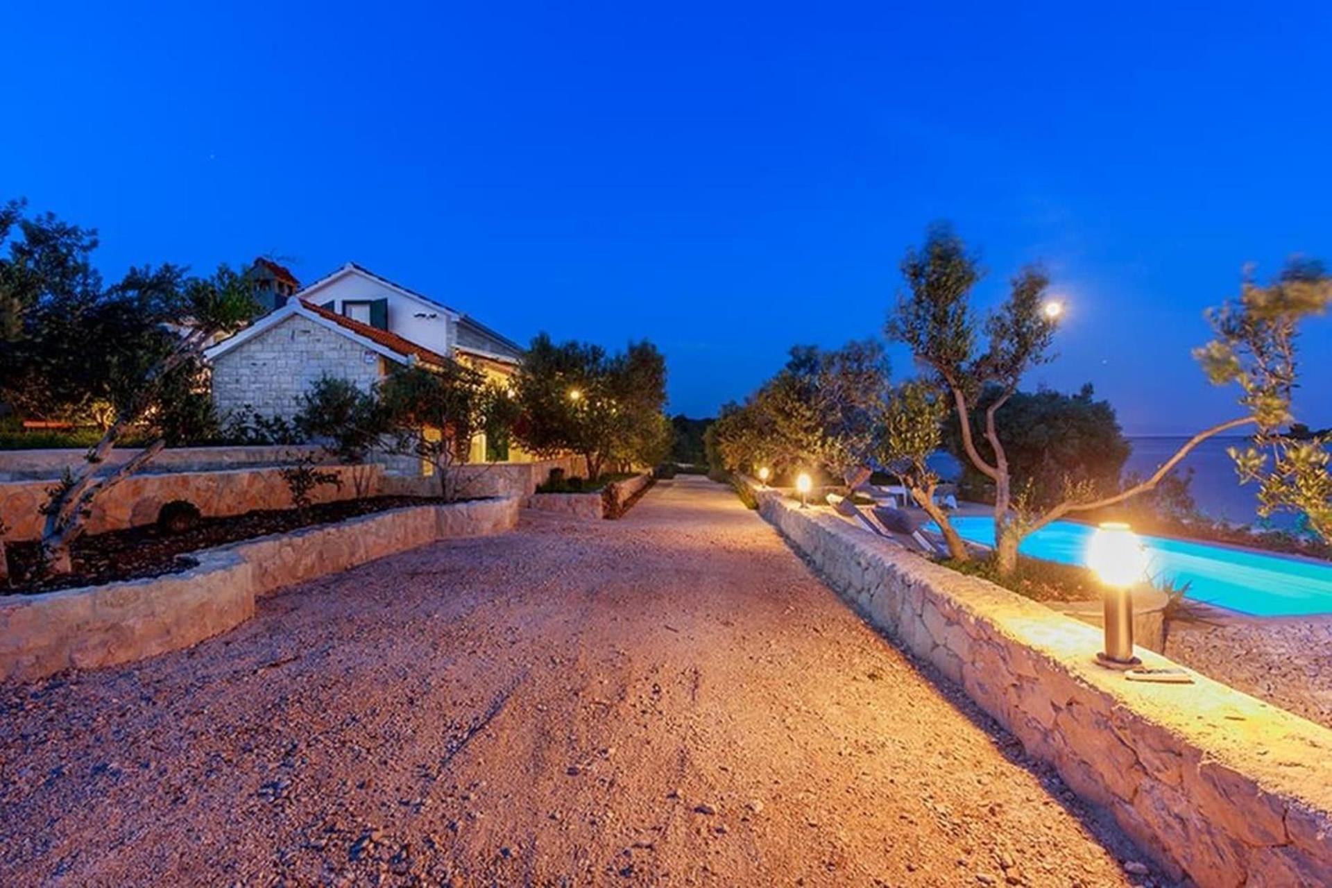 Traditional Dalmatian Stone House By The Sea أوكغوك غورنيي المظهر الخارجي الصورة